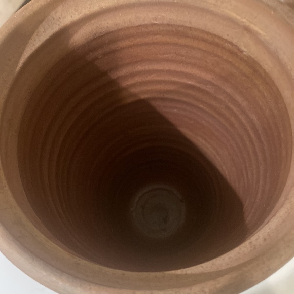 Clay pottery urns - Picture 6 of 10